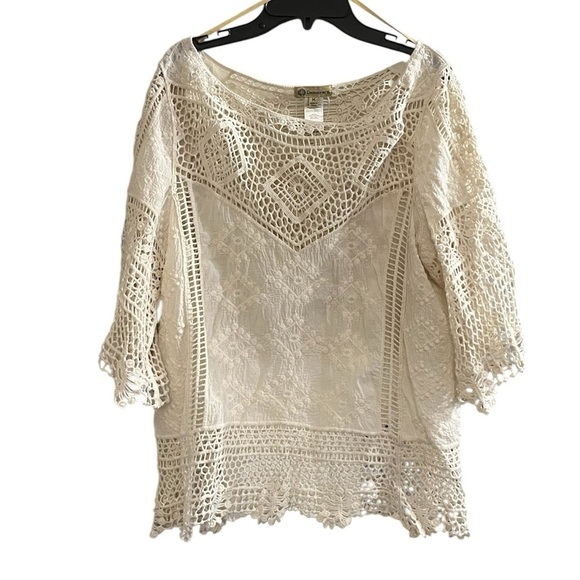 Democracy Women’s Crochet Top - Picture 1 of 6